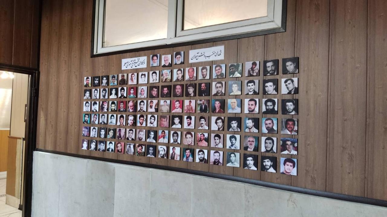 یادمان شهدای منتسب به دانش آموزان و همکاران